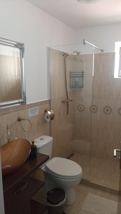 Karina House Appartement Braşov Buitenkant foto
